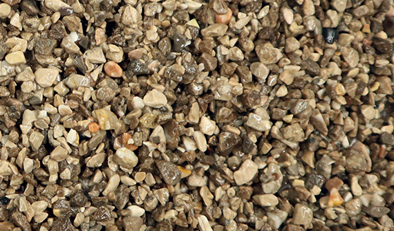 Campione di graniglia di marmo Caramel per pavimentazioni drenanti